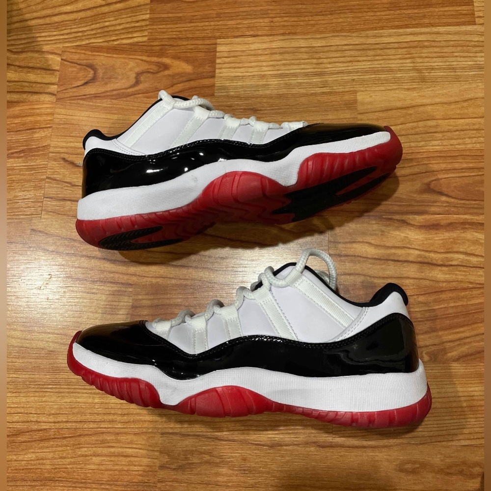 Women Air Jordan 11 Retro Low Concord Bred